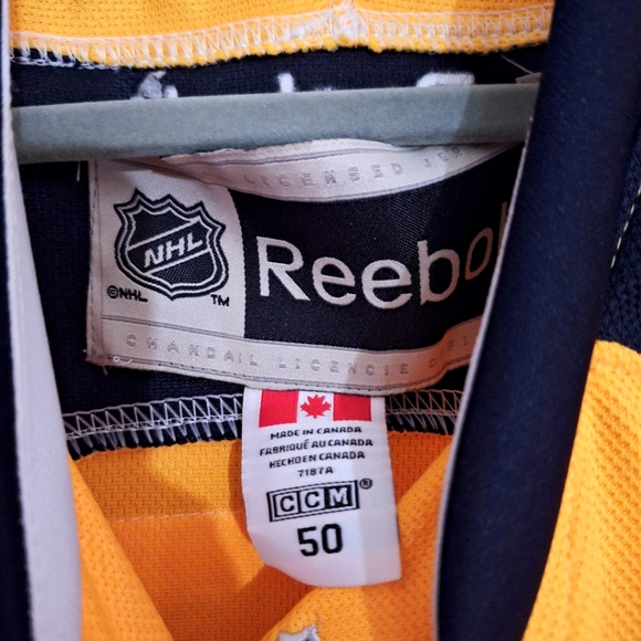 Mens M Nashville predators jersey - Picture 3 of 3